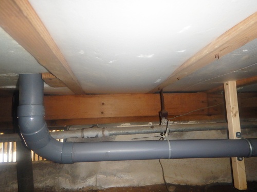 床下（基礎部分）排水管取付