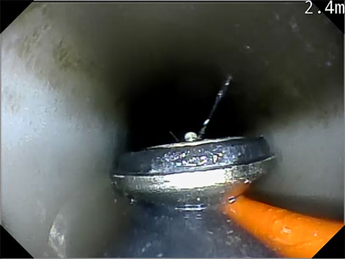 排水管内の撮影画像　排水栓