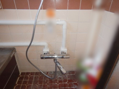 洗面・浴室水栓交換および排水管の高圧洗浄も施工