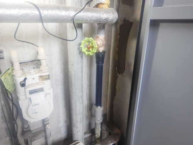 給水立管およびバルブ交換