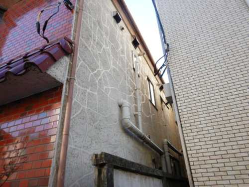 マンション2階の1室排水臭の原因調査依頼