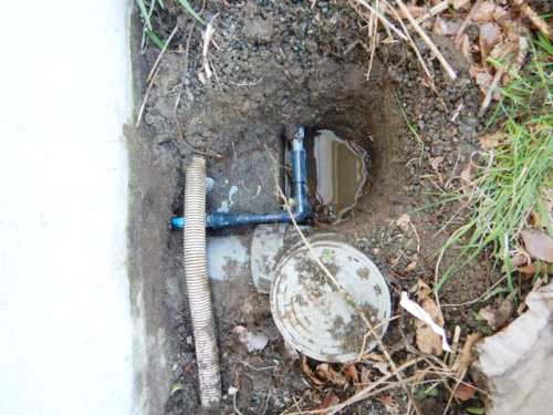 新しい給水管に交換