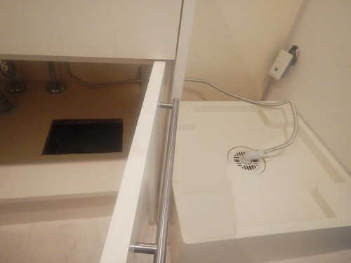 床上配管用の防水パン取付