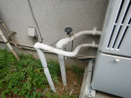 施工前 給湯器まわり